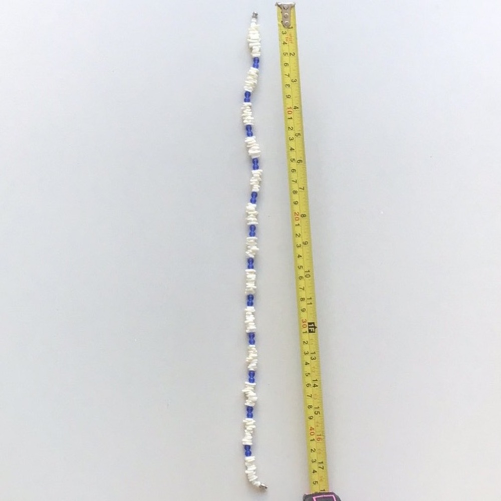 Y2K VSCO Girl puka shell necklace faux stone white and blue beads - Picture 6 of 16
